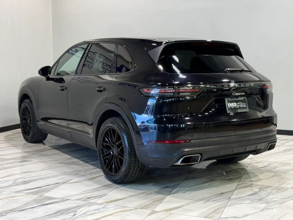 2019 Porsche Cayenne Image 8