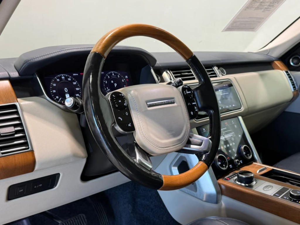 2019 Land Rover Range Rover Image 14