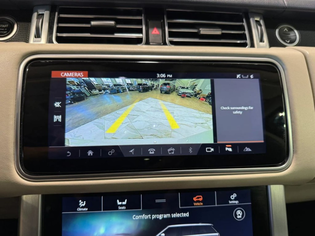 2019 Land Rover Range Rover Image 21