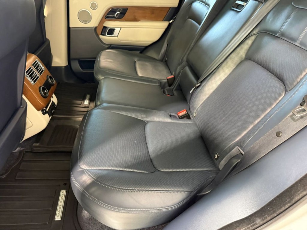 2019 Land Rover Range Rover Image 26