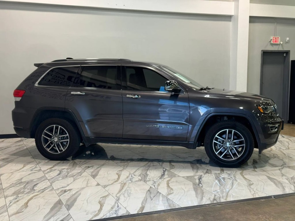 2017 Jeep Grand Cherokee Image 5