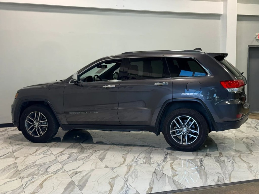 2017 Jeep Grand Cherokee Image 9