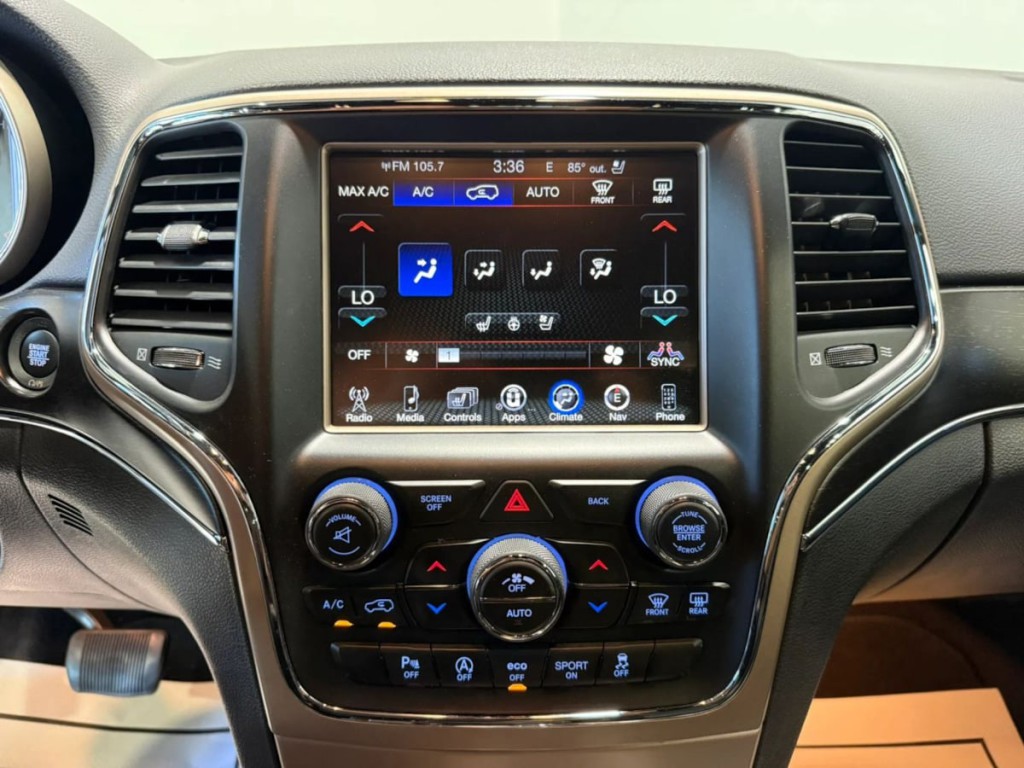 2017 Jeep Grand Cherokee Image 17