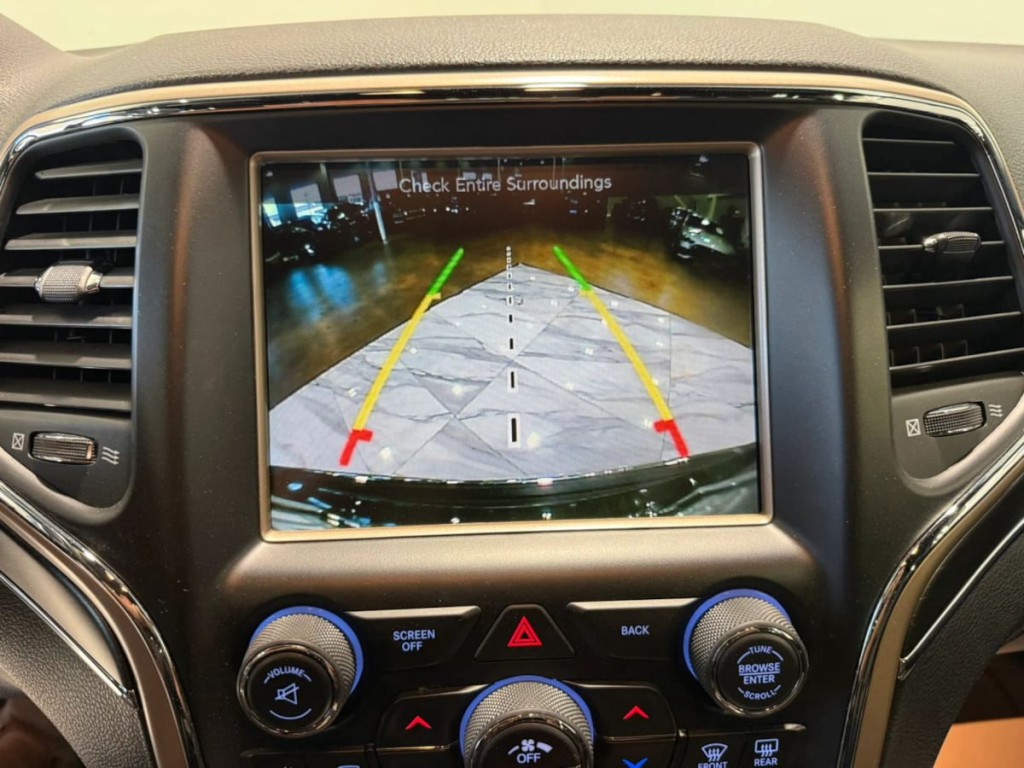 2017 Jeep Grand Cherokee Image 18