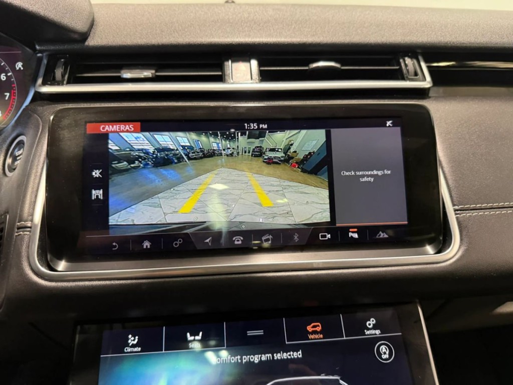 2020 Land Rover Range Rover Image 22