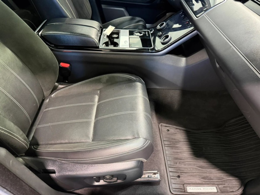 2020 Land Rover Range Rover Image 28