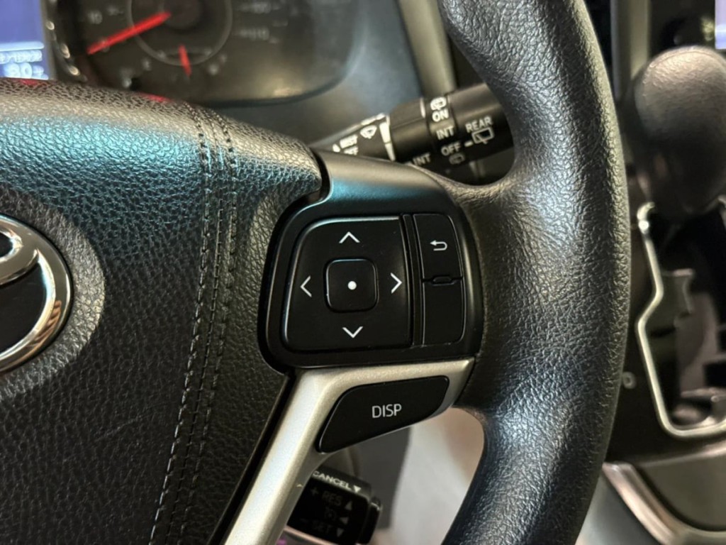 2017 Toyota Sienna Image 15