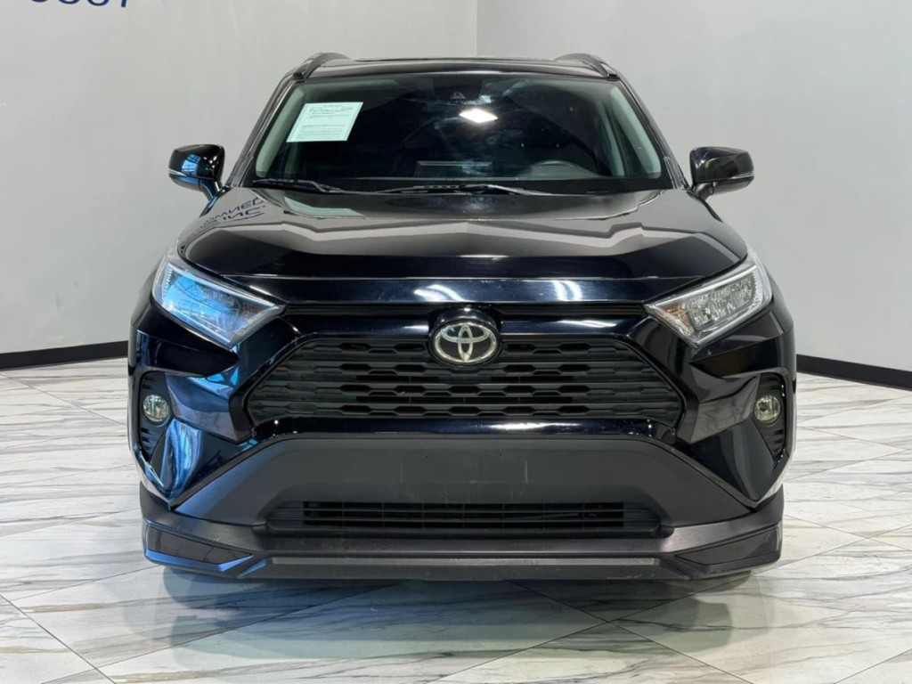 2019 Toyota Rav4 Image 3