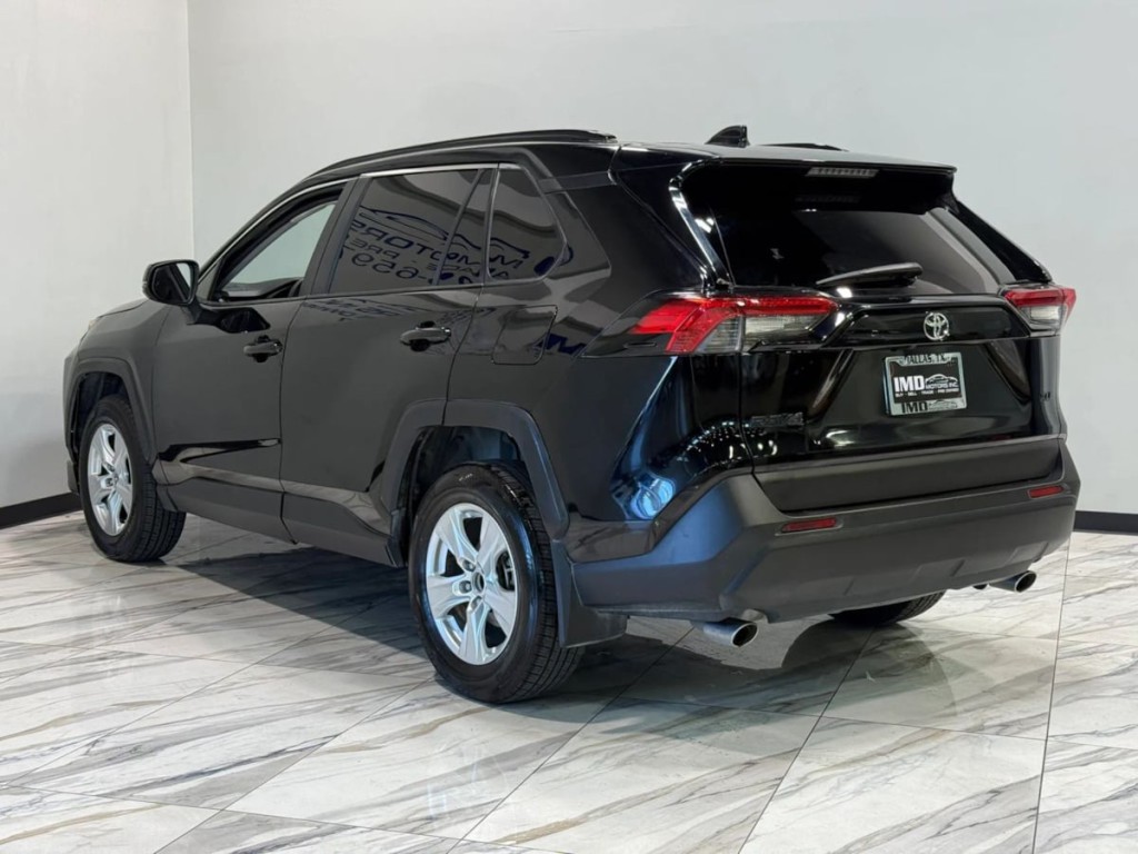 2019 Toyota Rav4 Image 8