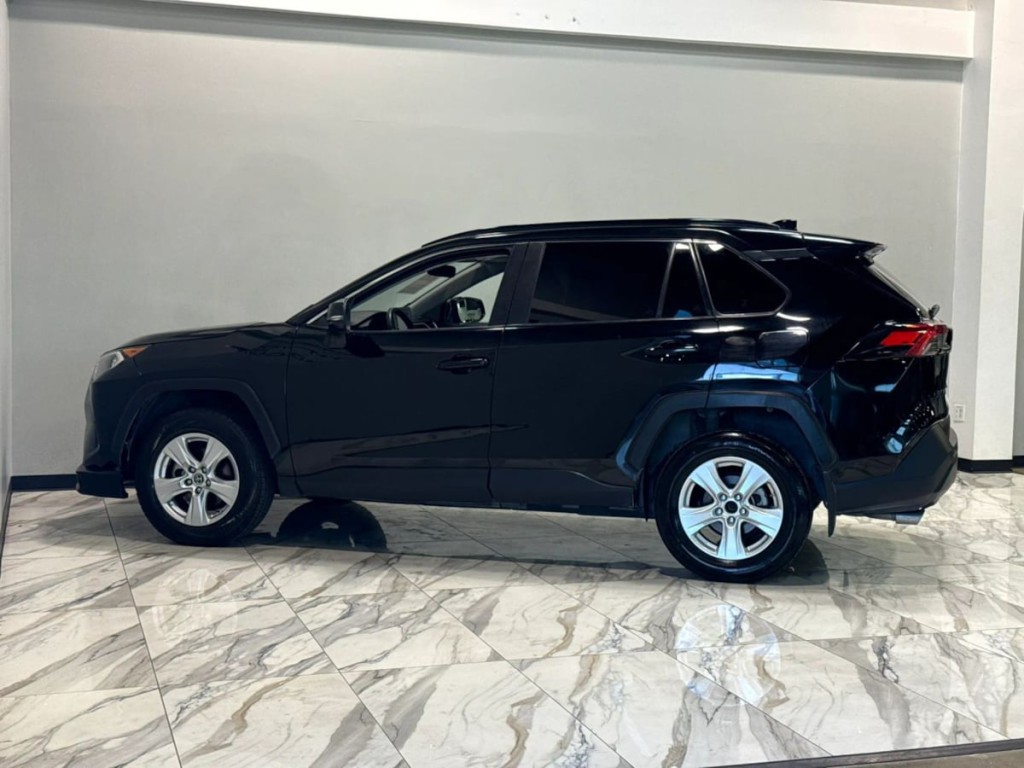 2019 Toyota Rav4 Image 9