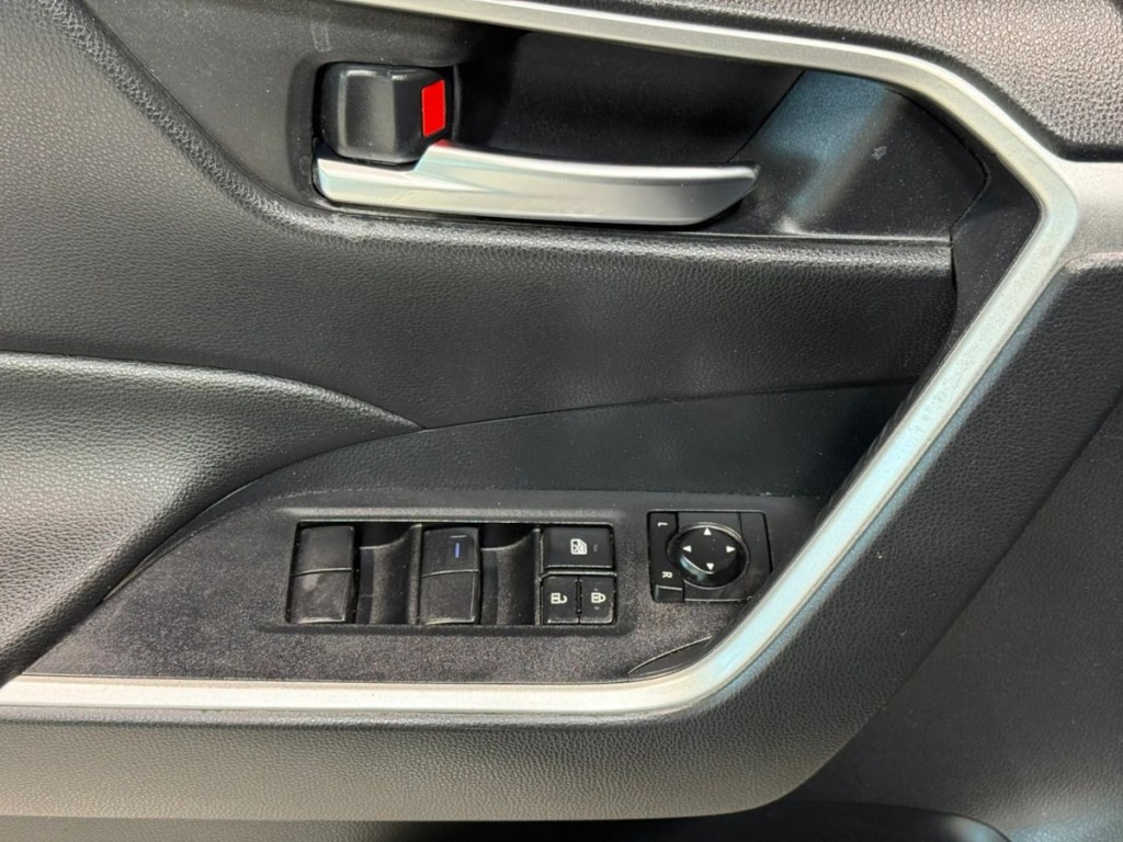 2019 Toyota Rav4 Image 13