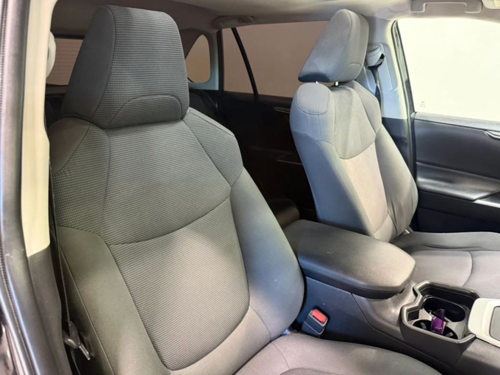 2019 Toyota Rav4 Image 27