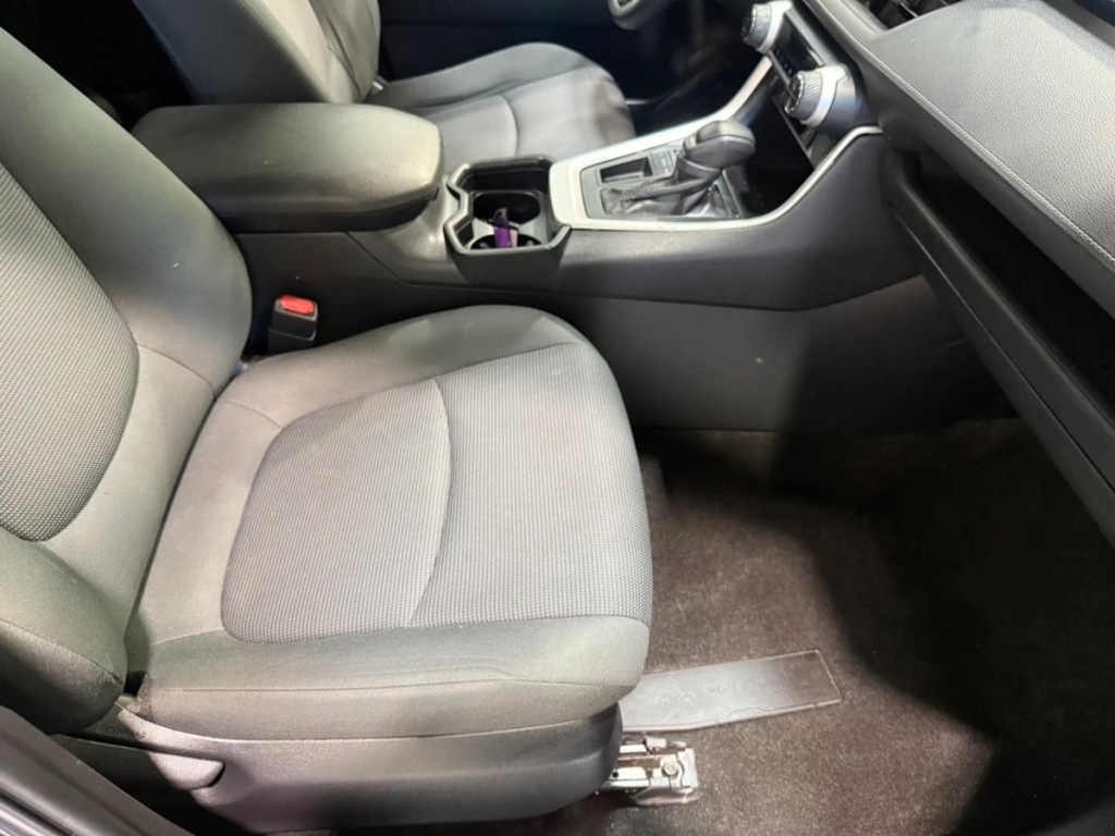 2019 Toyota Rav4 Image 28