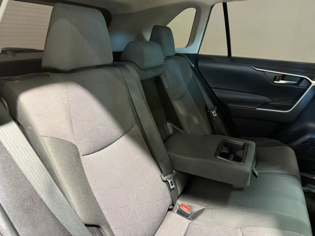 2019 Toyota Rav4 Image 30