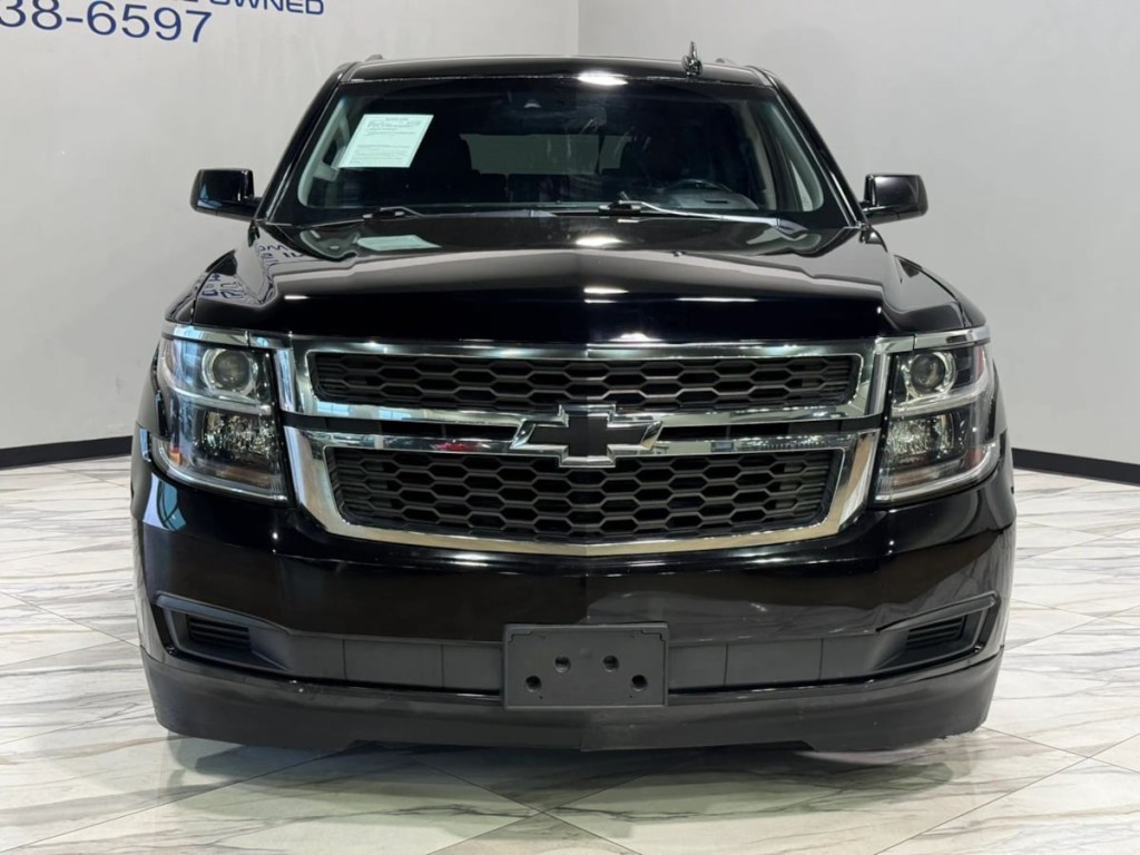 2017 Chevrolet Tahoe Image 3