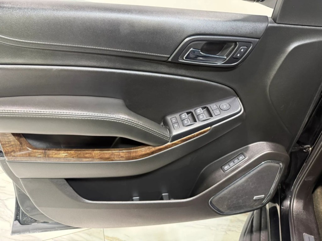 2017 Chevrolet Tahoe Image 10