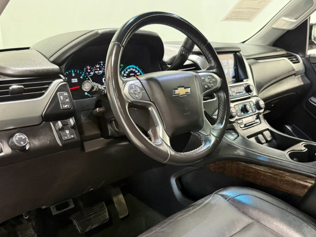 2017 Chevrolet Tahoe Image 12