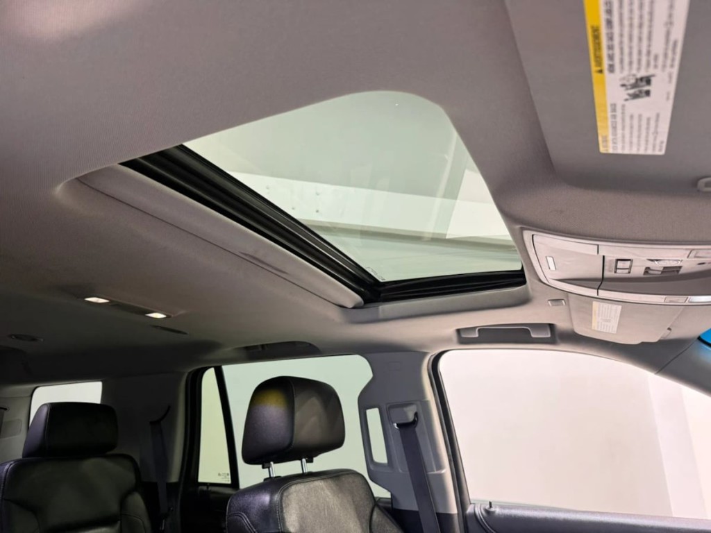 2017 Chevrolet Tahoe Image 27