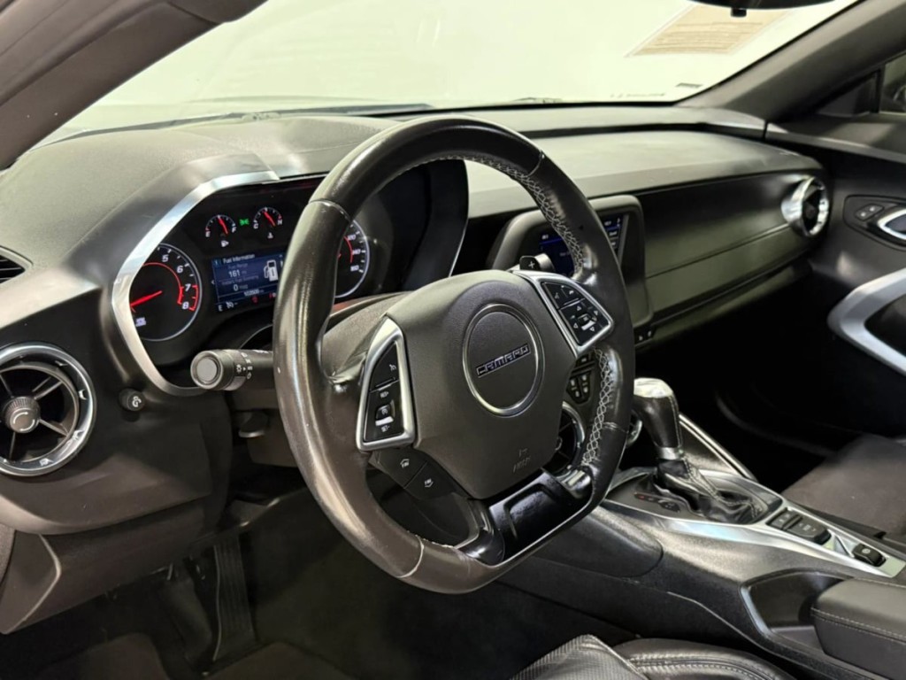 2021 Chevrolet Camaro Image 13