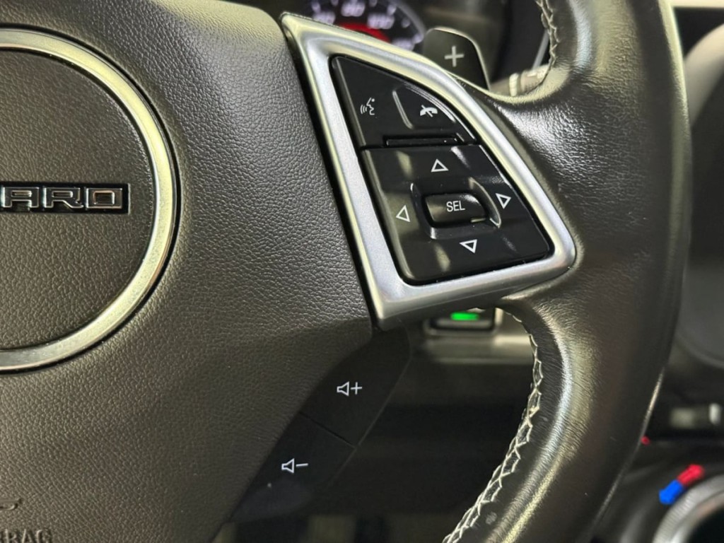 2021 Chevrolet Camaro Image 16