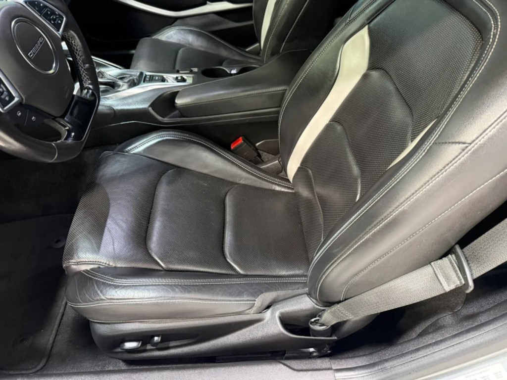 2021 Chevrolet Camaro Image 22