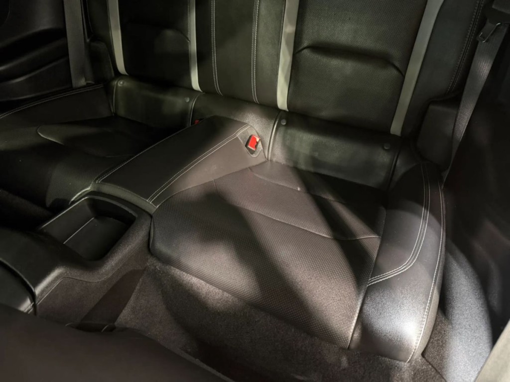 2021 Chevrolet Camaro Image 24