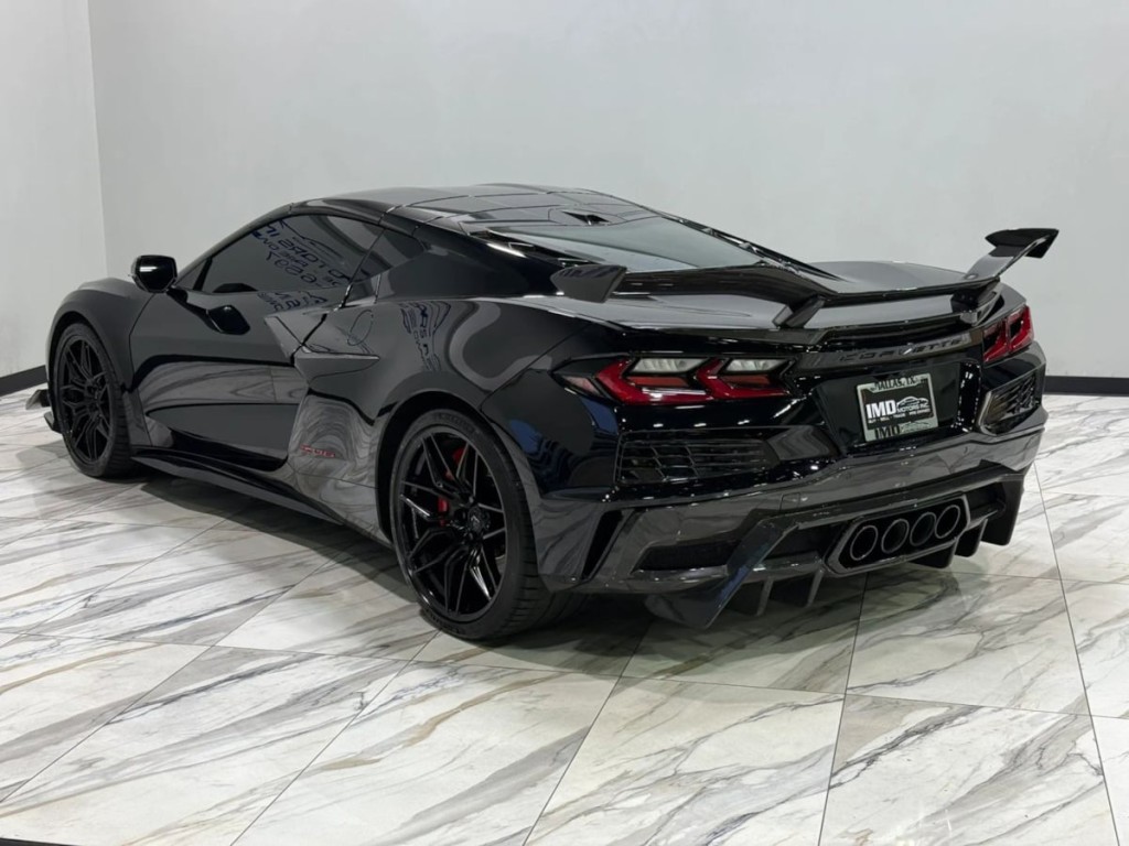 2024 Chevrolet Corvette Image 8