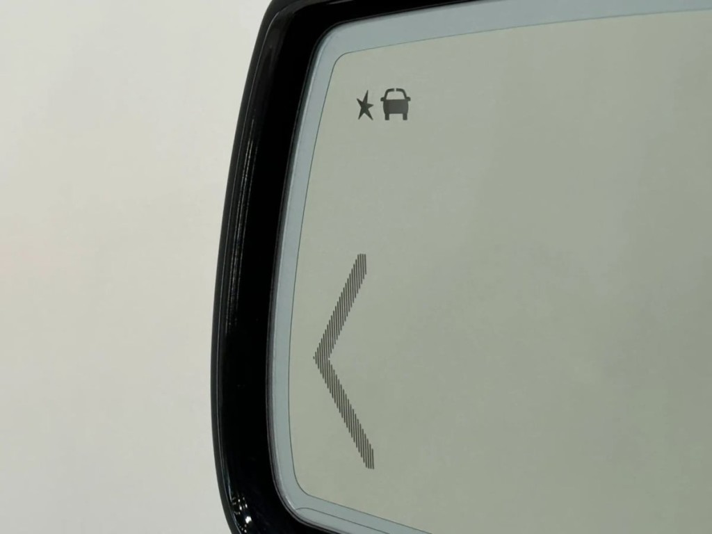 2015 Cadillac Escalade Image 10