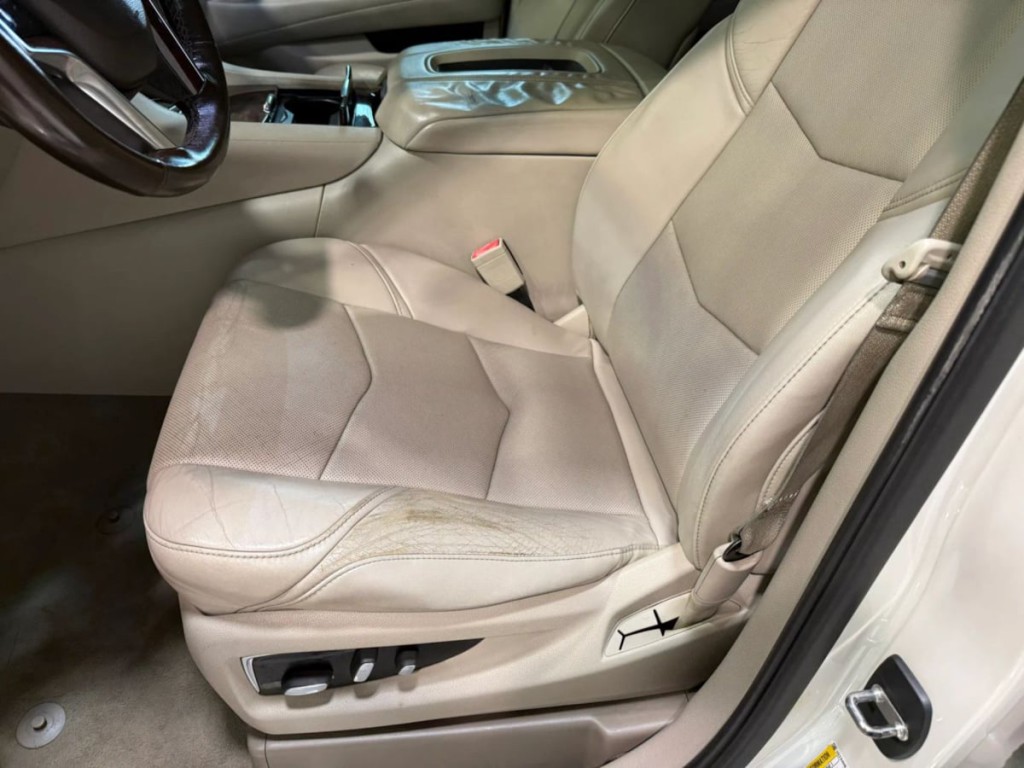 2015 Cadillac Escalade Image 20