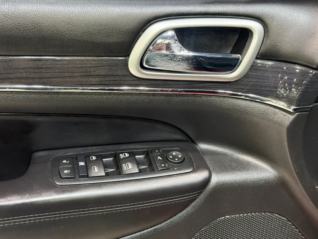 2015 Jeep Grand Cherokee Image 13