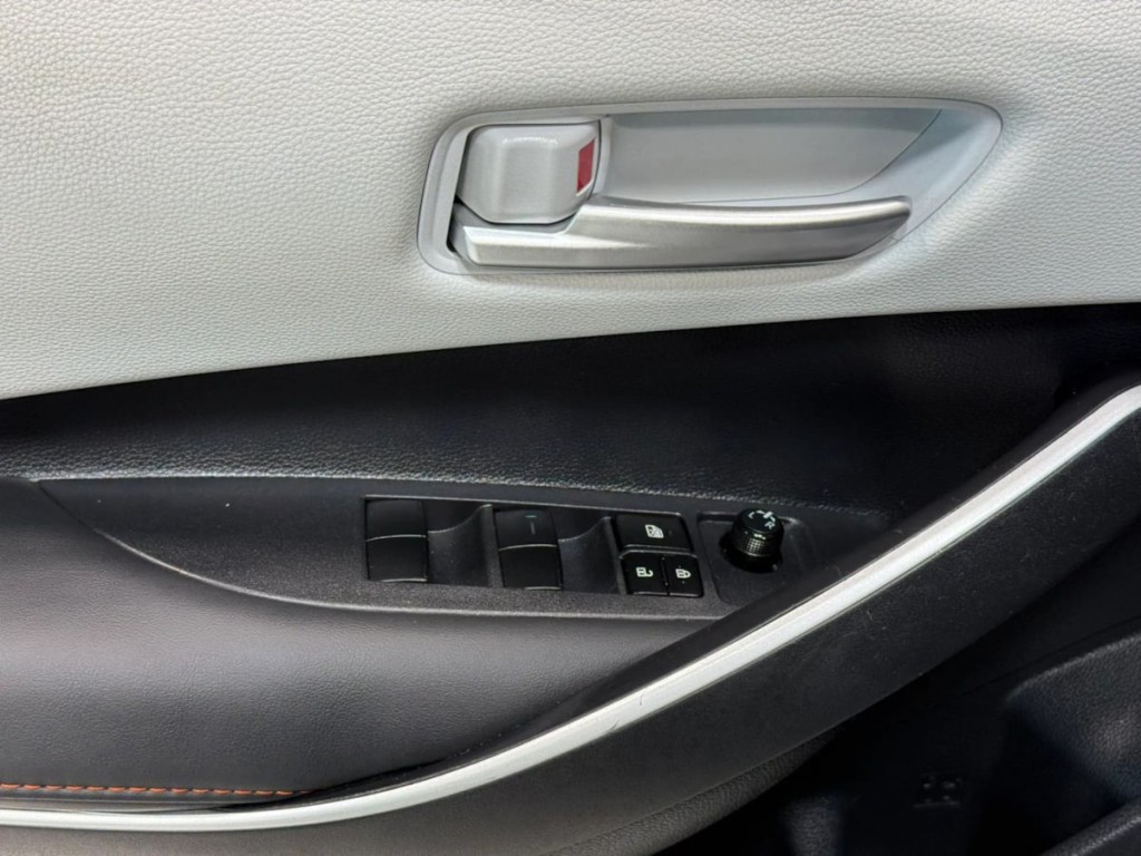 2025 Toyota Corolla Image 12