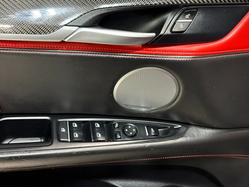 2017 BMW X5 Image 12