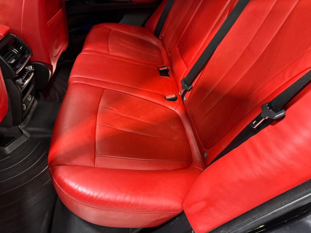 2017 BMW X5 Image 24