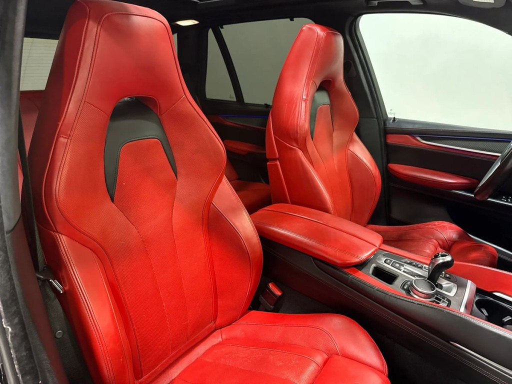 2017 BMW X5 Image 25