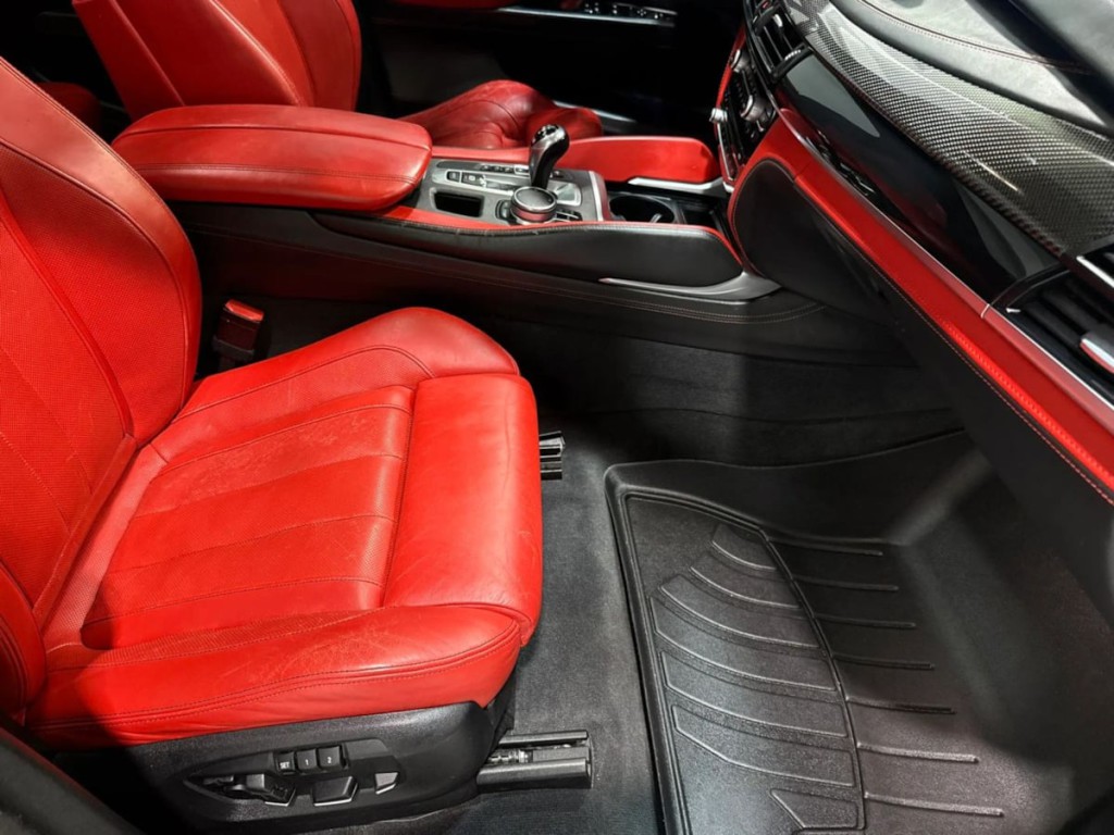 2017 BMW X5 Image 26