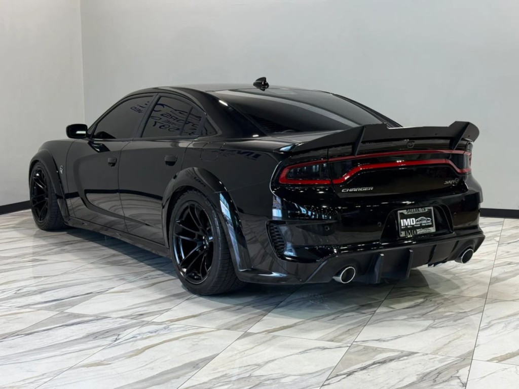 2022 Dodge Charger Image 9