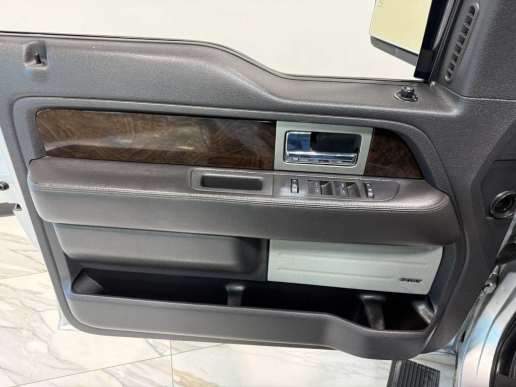 2014 Ford F-150 Image 11