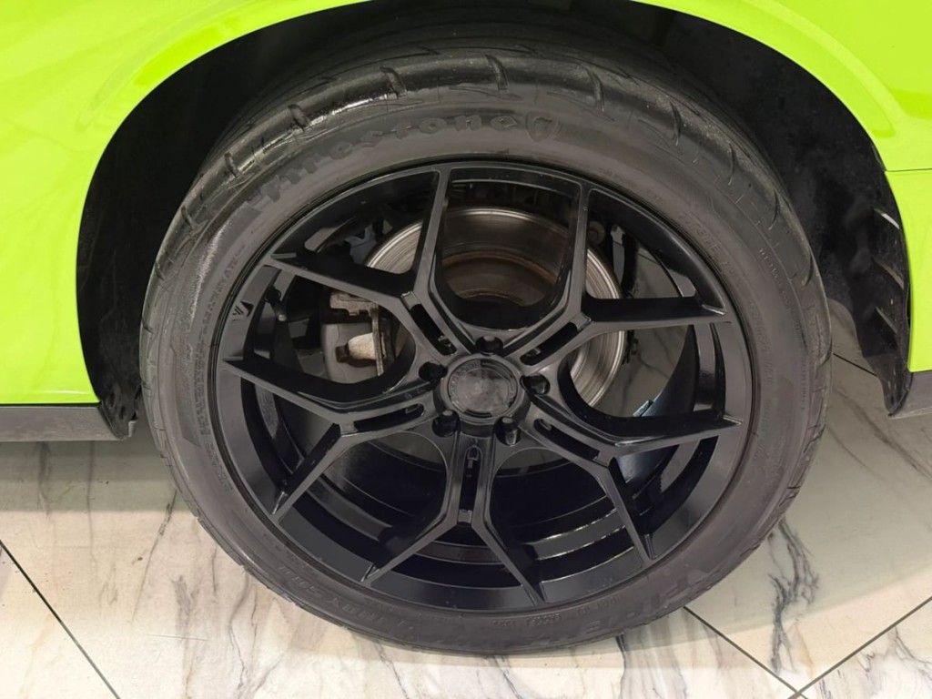 2015 Dodge Challenger Image 30