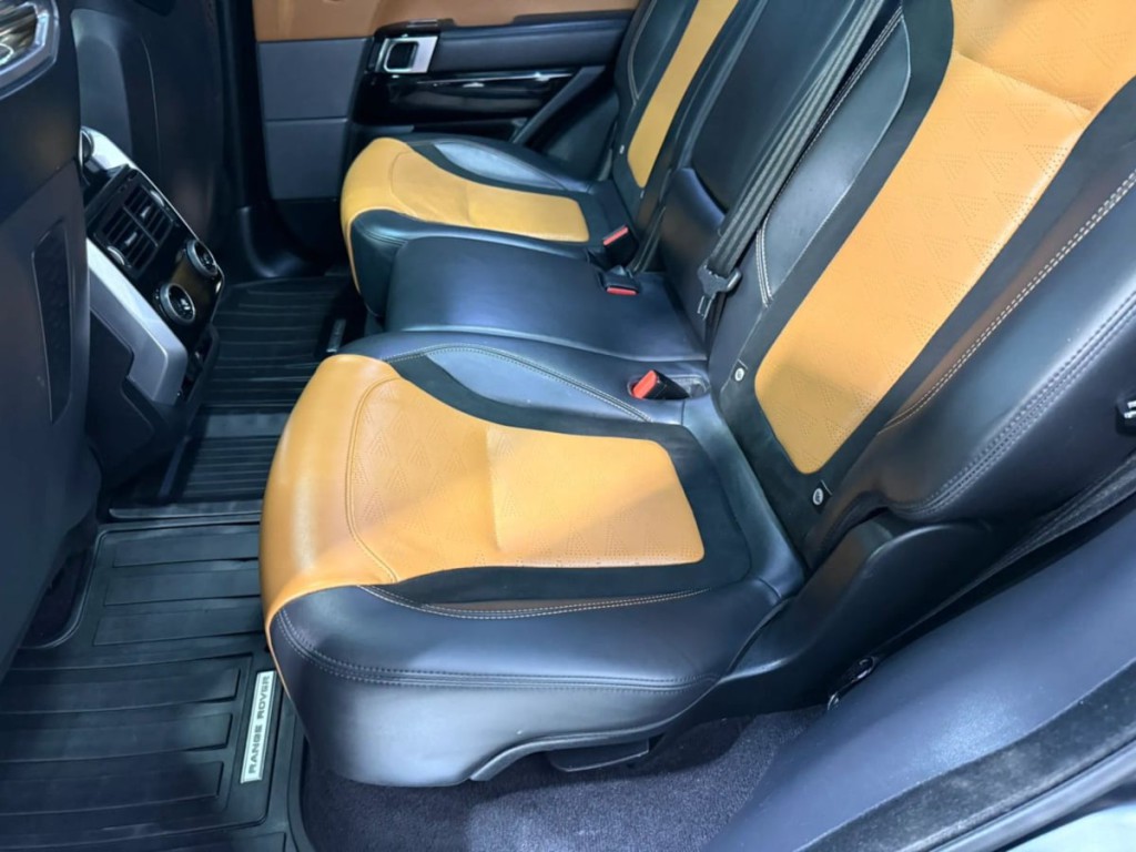 2020 Land Rover Range Rover Sport Image 24