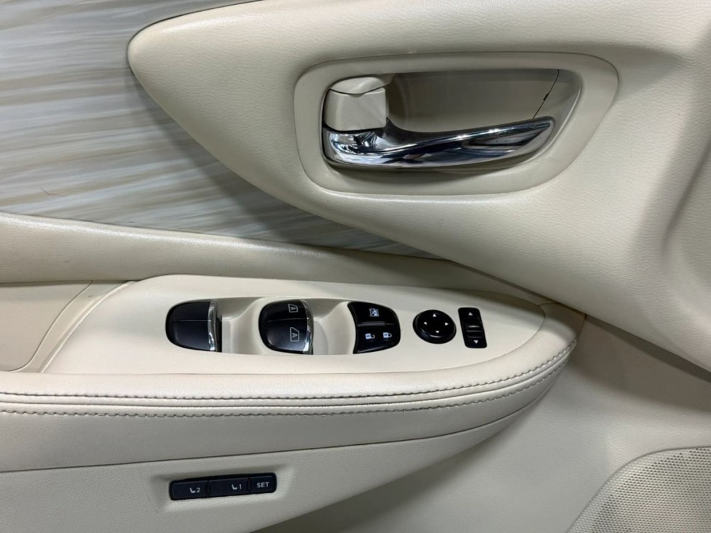 2016 Nissan Murano Image 12