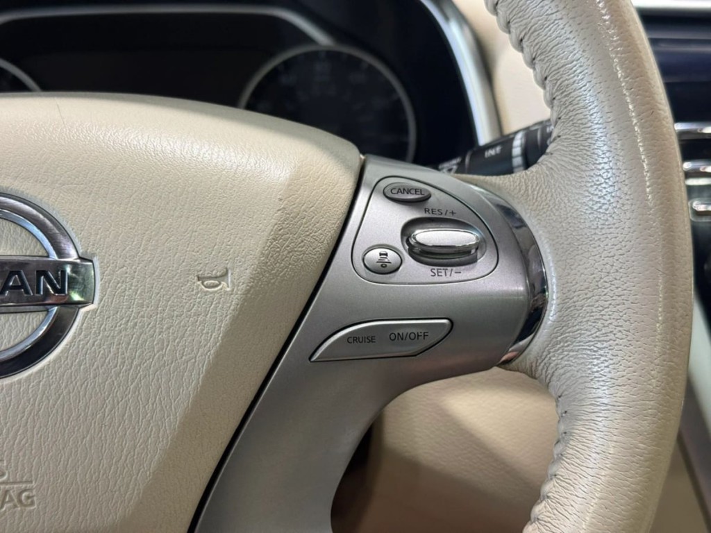 2016 Nissan Murano Image 16