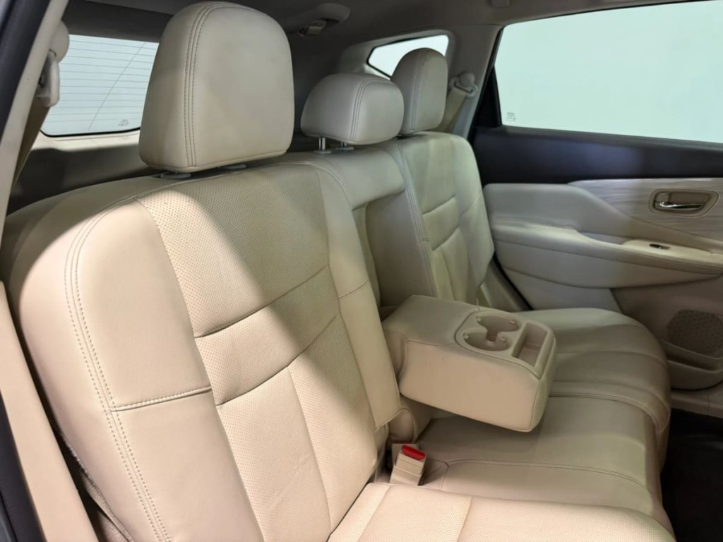 2016 Nissan Murano Image 28