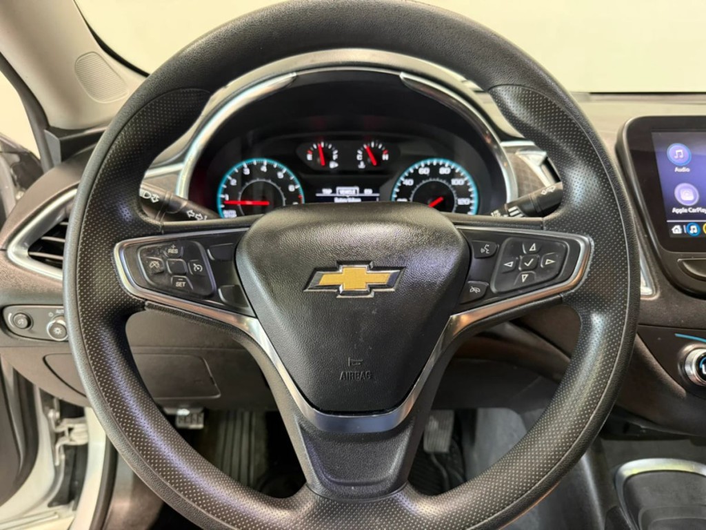 2021 Chevrolet Malibu Image 13