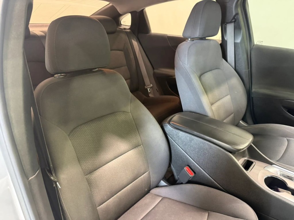 2021 Chevrolet Malibu Image 25