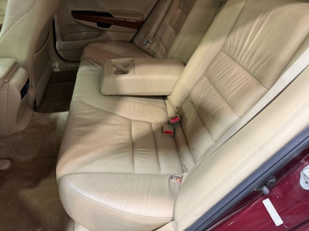 2012 Honda Accord Image 24