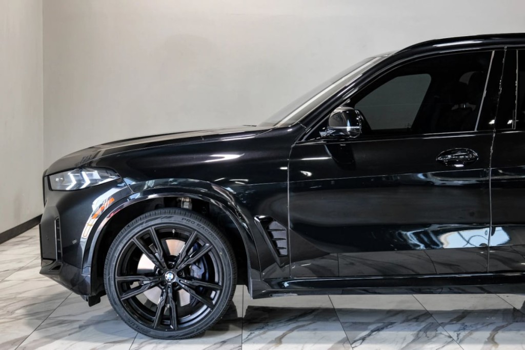 2024 BMW X5 Image 16