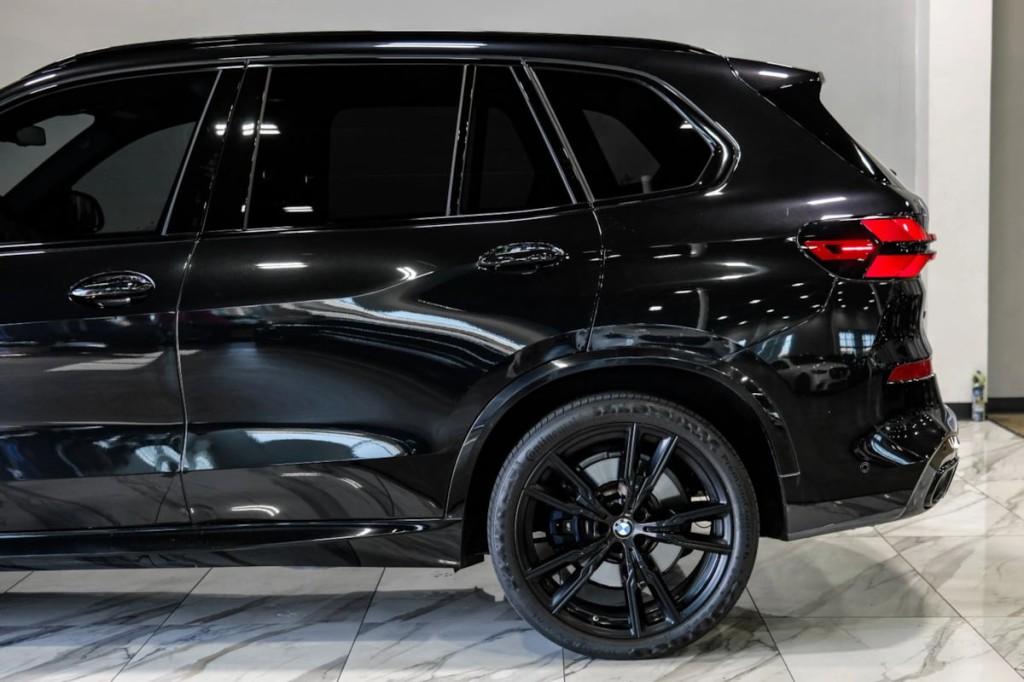 2024 BMW X5 Image 17