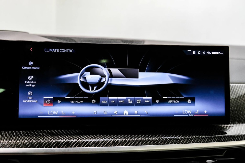 2024 BMW X5 Image 40