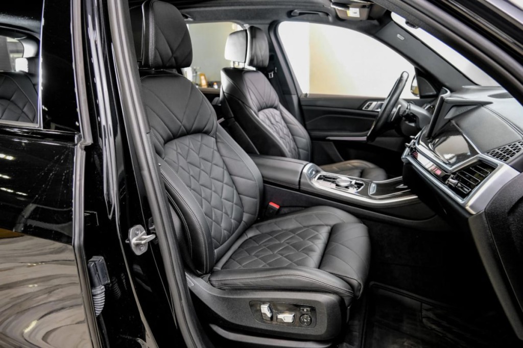 2024 BMW X5 Image 43