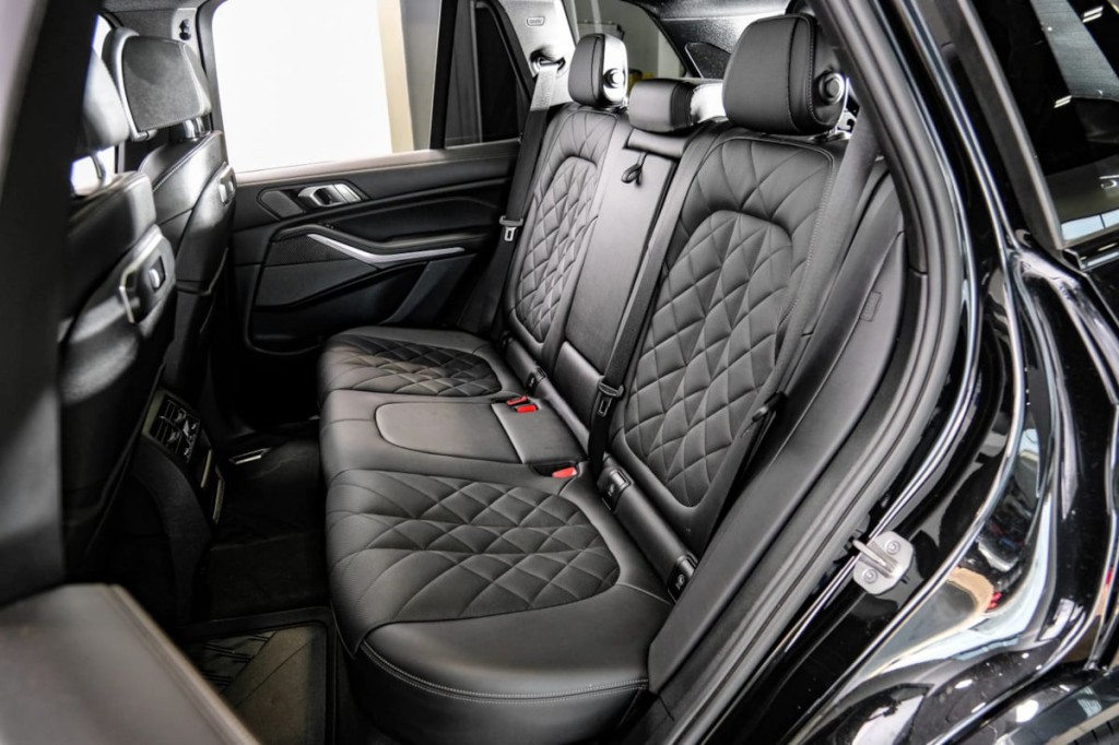 2024 BMW X5 Image 48